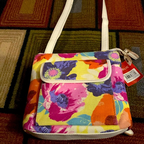 Relic Handbags - NWT relic Crossbody bag